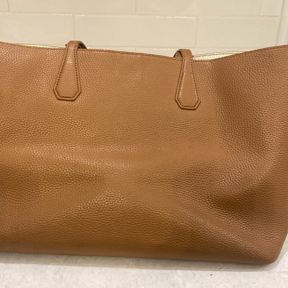 Tory Burch Tan Over the Shoulder Catch All Tote - Picture 6 of 10
